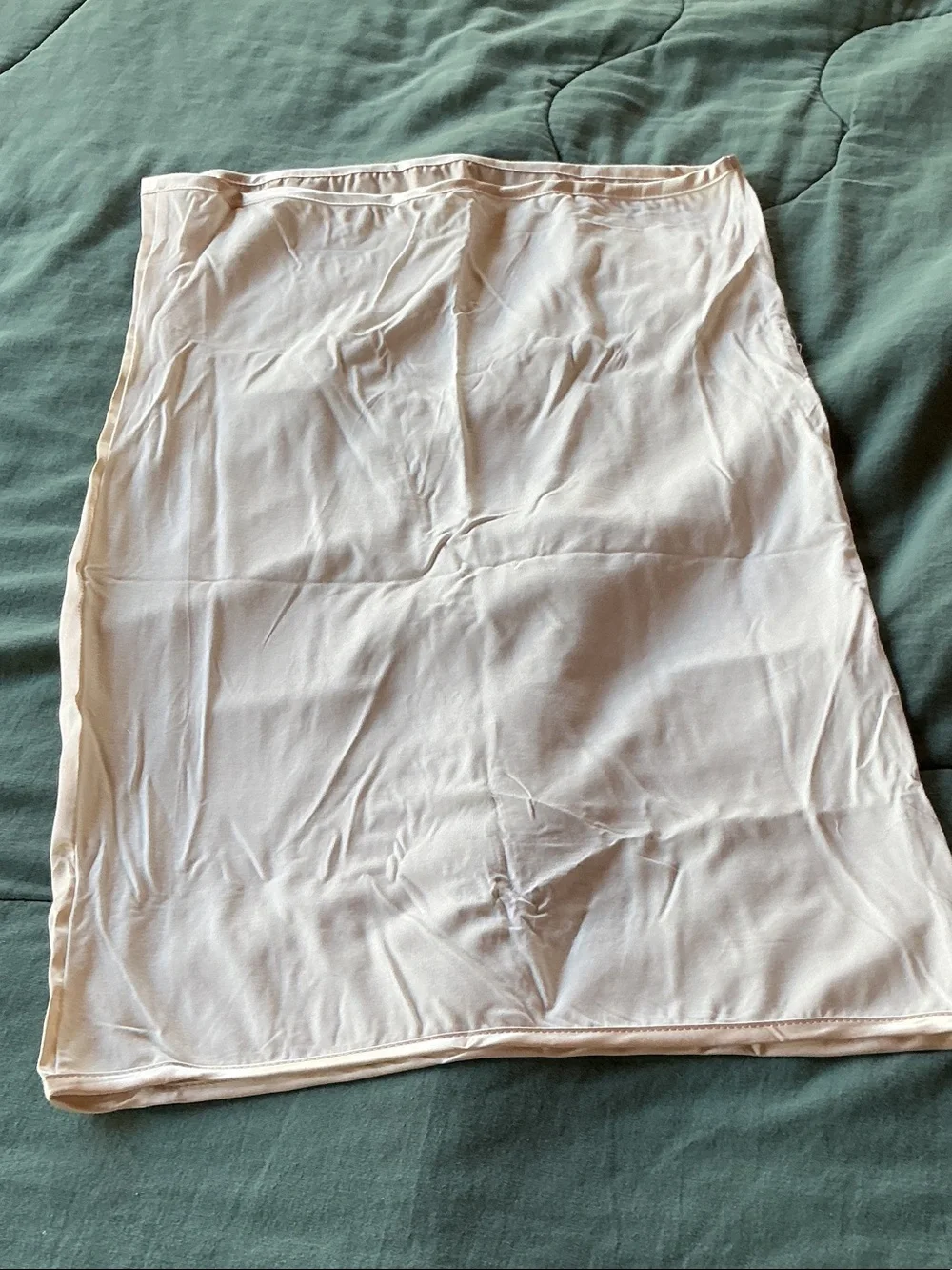 Silky Pillow slip